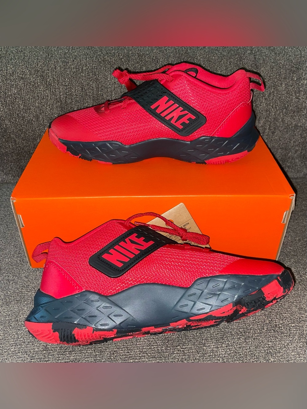 Boys Size 7y TEAM HUSTLE D 12 (PS) Shoes